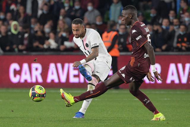 亚历山大31分雷霆胜火箭6连胜 热火力克开拓者